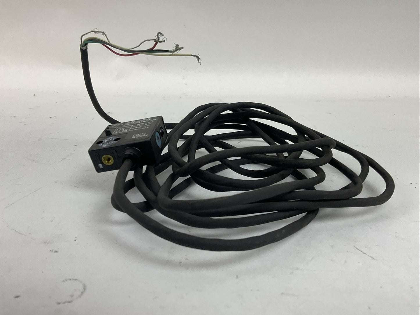 ALLEN BRADLEY 42SMU-7000 SER B 28VDC PHOTOSWITCH RETROREFLECTIVE