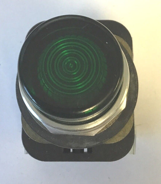 ALLEN BRADLEY 800TQTH10G GREEN PUSH BUTTON SER.T 120V
