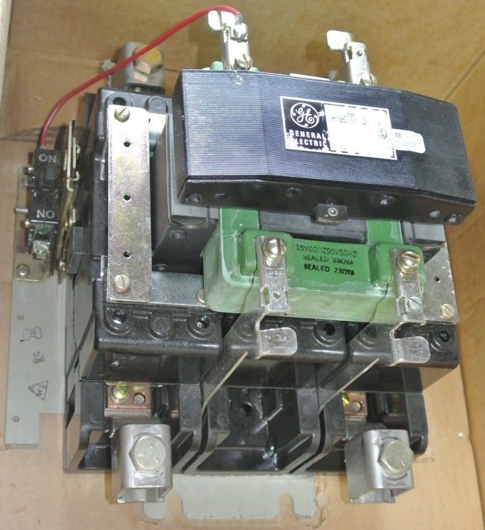 GE CR105P0 / CR105PO OPEN MAGNETIC CONTACTOR NEMA 5 NEW SURPLUS 70249IP002