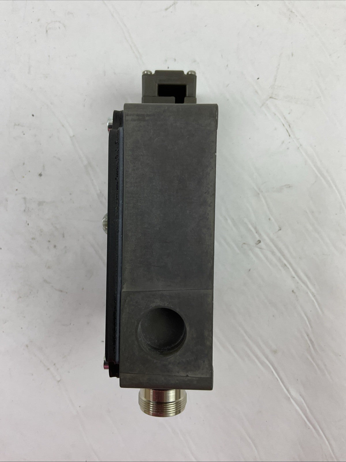 EUCHNER TZ1LE024RC18VAB-C1826 SAFETY SWITCHAC-15 4A 110V DC-13 4A 24V