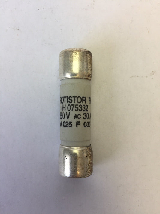 FERRAZ SHAWMUT A025F030 PROTISTOR FUSE 250VAC 30AMP H075332 (LOT OF 10):8