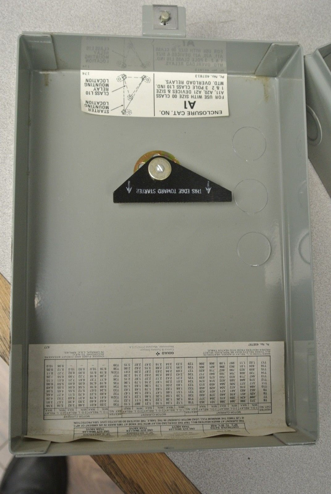 I-T-E A202AC121 / MOTOR CONTROL AC STARTER / SIZE 00 / 110120V / NEW SURPLUS