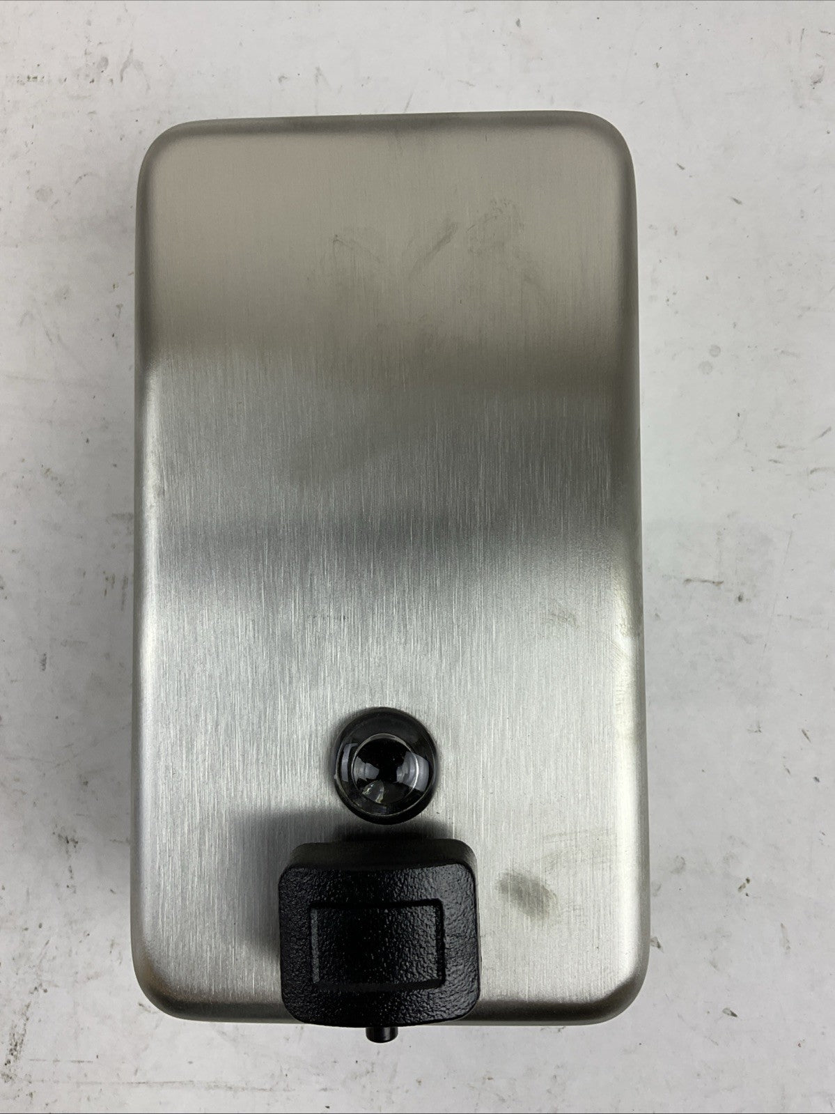 AMERICAN SPECIALTIES 37074788 VERTICLE MOUNT SOAP DISPENSER 1.2L STAINLESS STEEL
