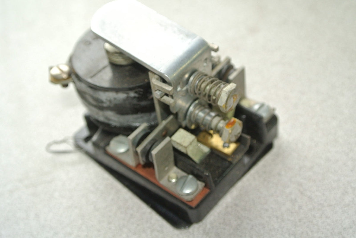 CUTLER-HAMMER 6001H615A 115VDC RELAY  No. 518 OPEN TYPE  N.O. & N.C. NEW SURPLUS