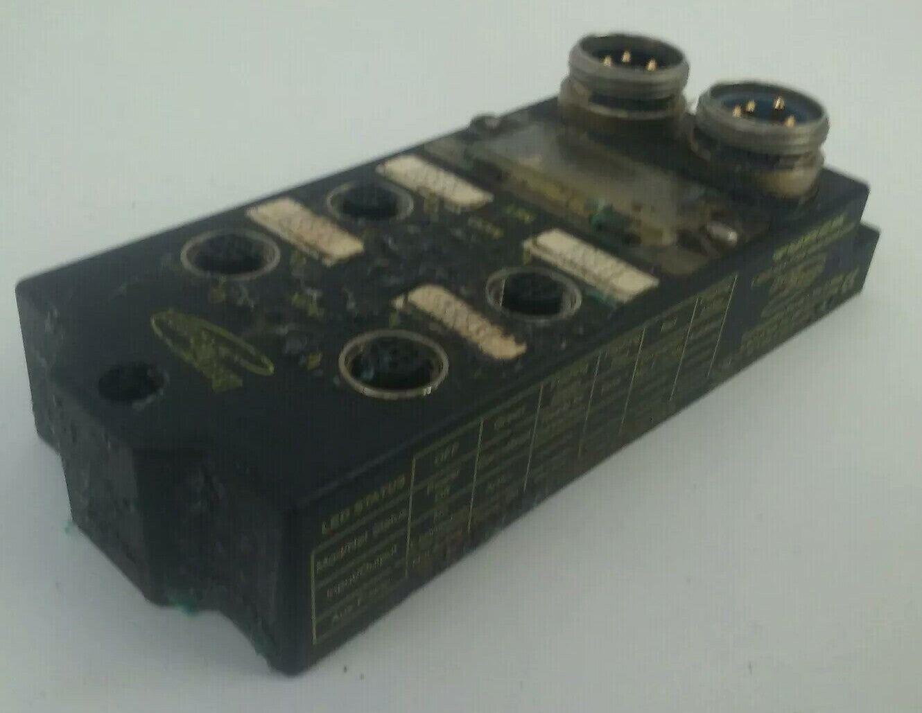 TURCK FDNQ-S0404G-MM BUS STOP DEVICENET 4 IN/OU STATION  FIRMWARE 4.002 11-26VDC