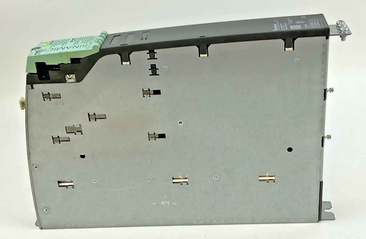 SIEMENS 6SL3120-2TE15-0AA3 DOUBLE MOTOR MODULE 5A 600VDC 50/60HZ