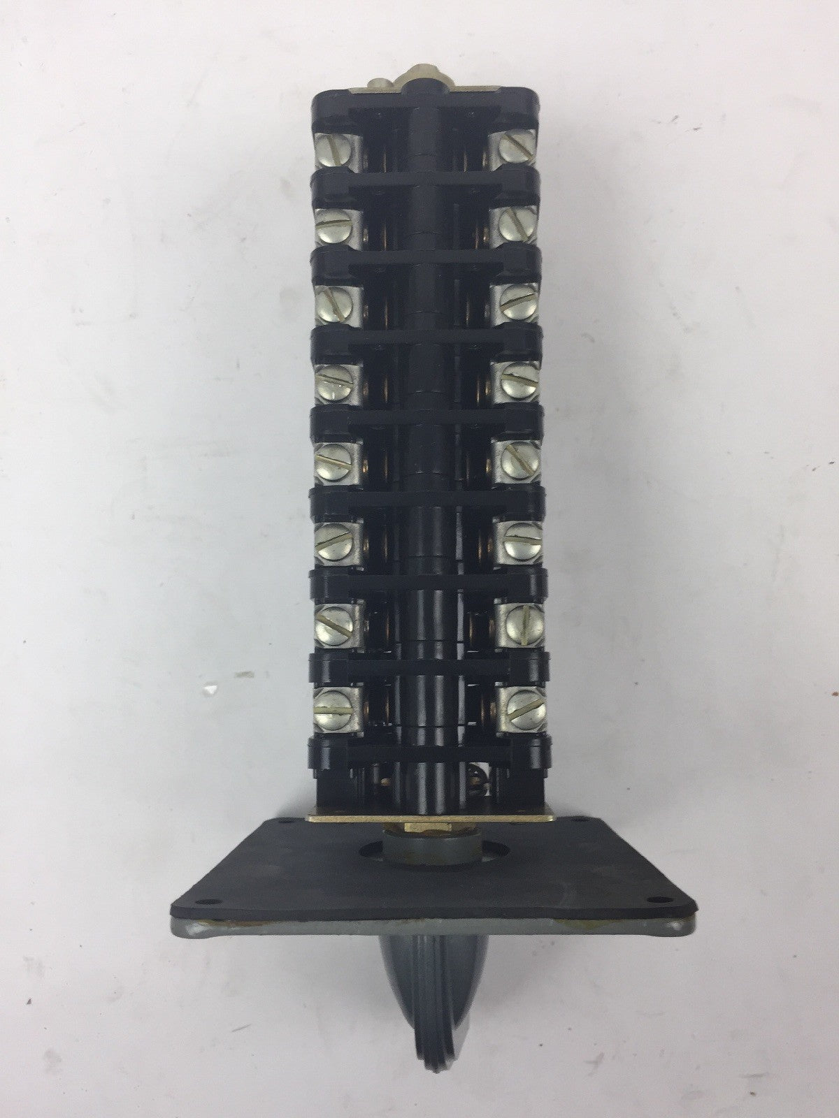 ALLEN BRADLEY 806-F689609/1 ROTARY PILOT SWITCH