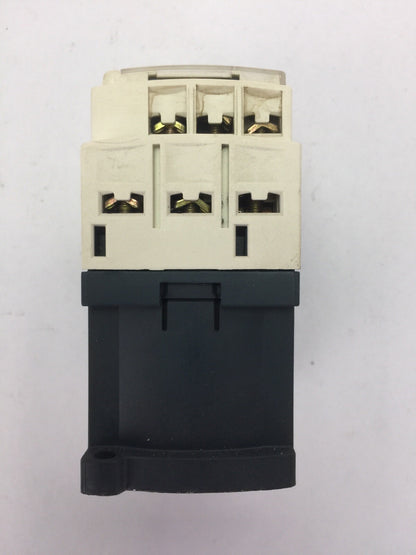 TELEMECANIQUE CAD50 BL RELAY 600VAC 10A  COIL 24VDC 2,4 W