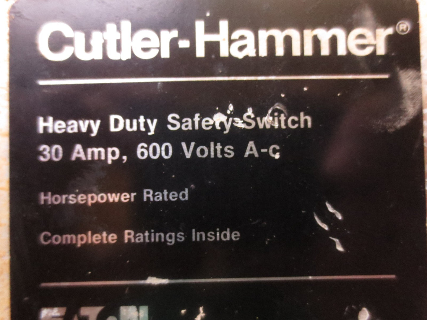 EATON / CUTLER-HAMMER DH361UGK 600V 30A HEAVY DUTY FUSIBLE SAFETY SWITCH