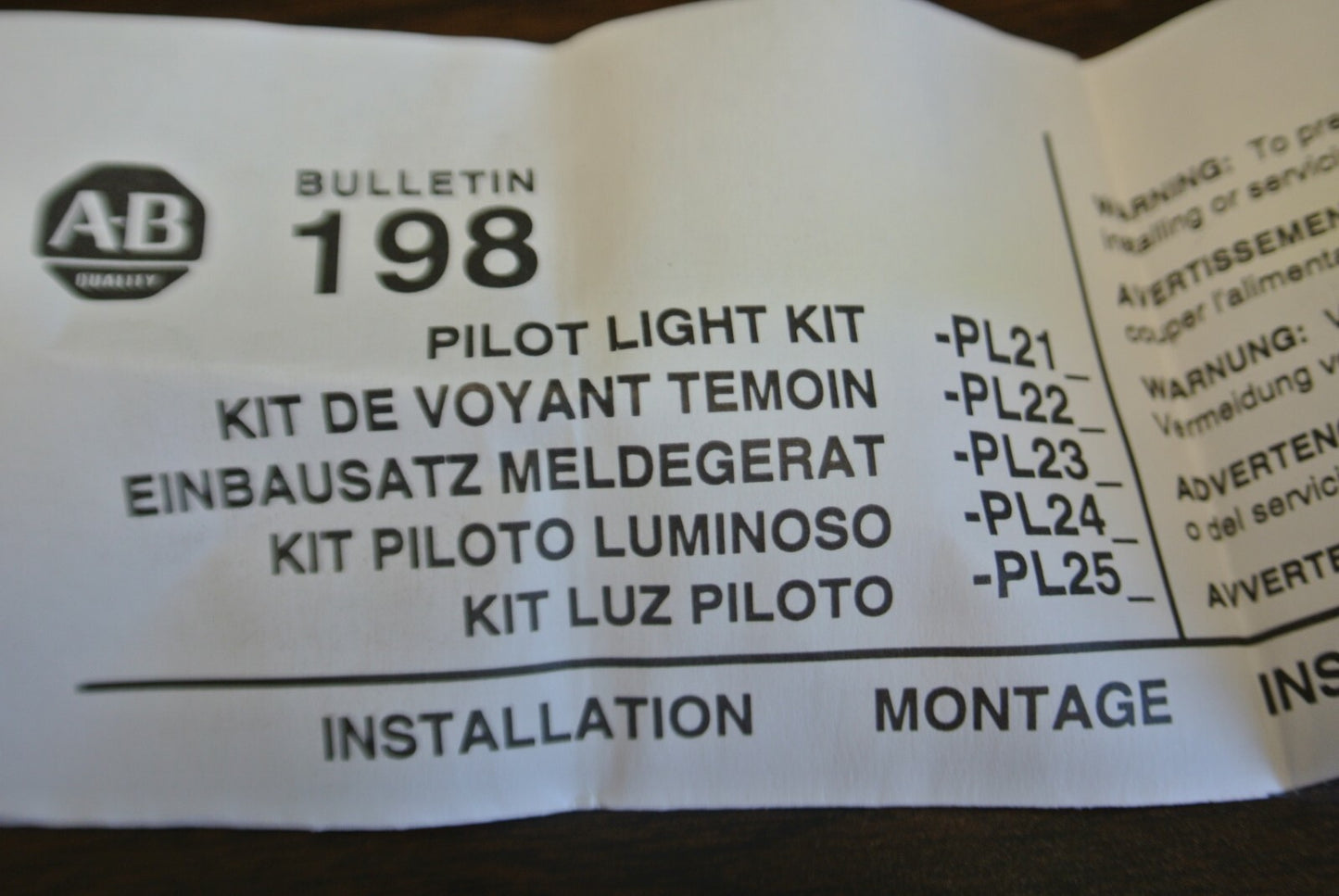ALLEN-BRADLEY 198-PL22R / PILOT LIGHT KIT / 240VAC / RED / NEW SURPLUS 198-PL22