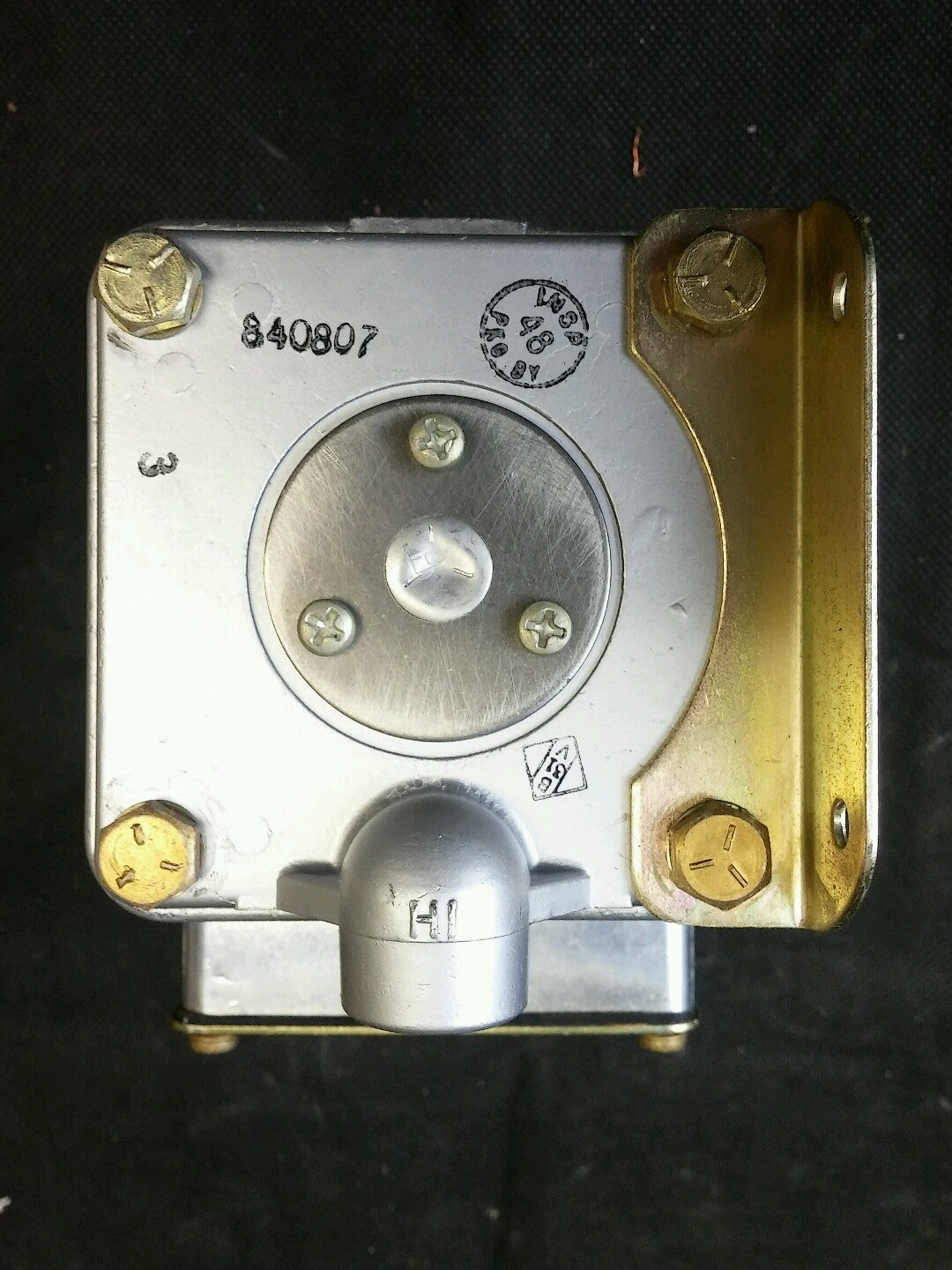 BARKSDALE DPD2T-A3 PRESSURE OR VACUUM ACTUATED SWITCH