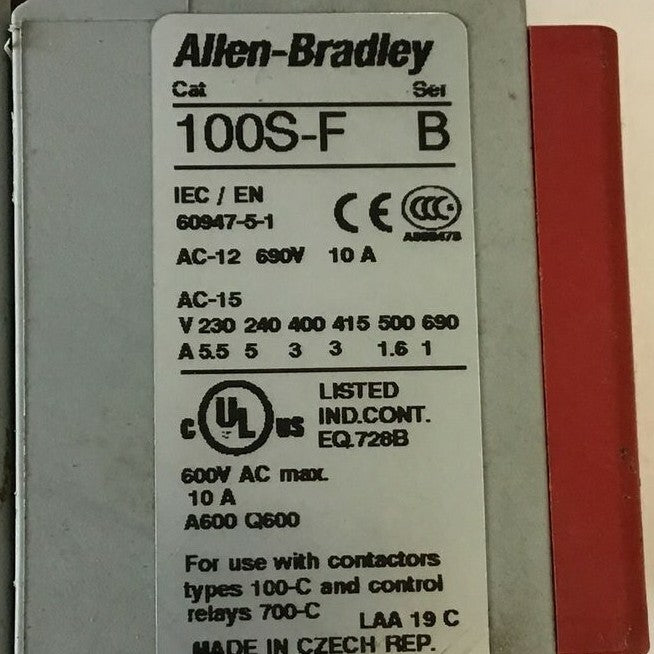 ALLEN BRADLEY 700-CF310D*A CONTACTOR SER.A 600VAC W/ 100S-F SER.B GUARD MASTER