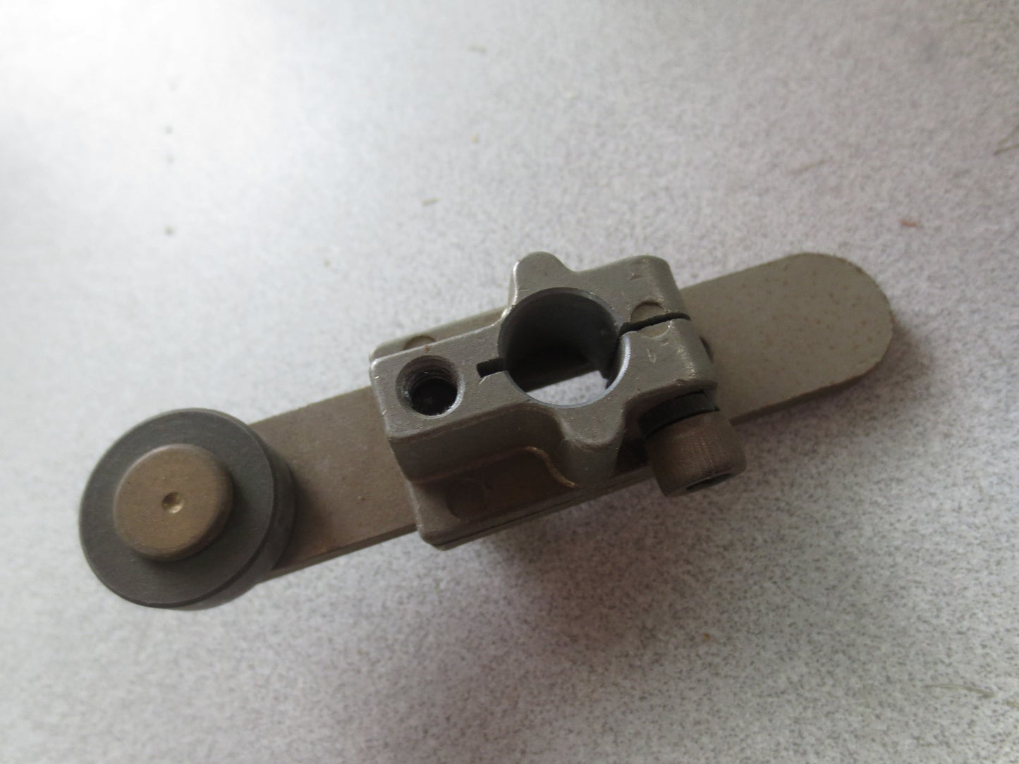 NAMCO EL090-55310 STRAIGHT ADJUSTABLE LIMIT SWITCH ROLLER LEVER - NEW SURPLUS
