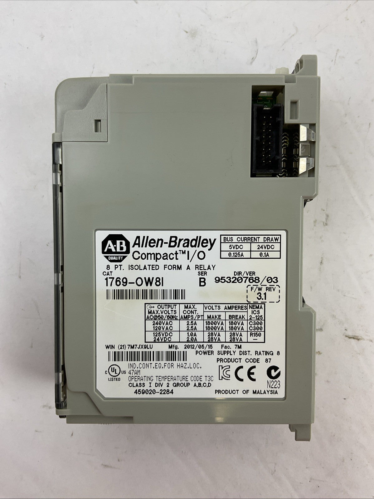 ALLEN BRADLEY 1769-OW8I SER B DIR/VER 95320768/03 F/W REV 3.1 8PT ISOLATED FORM