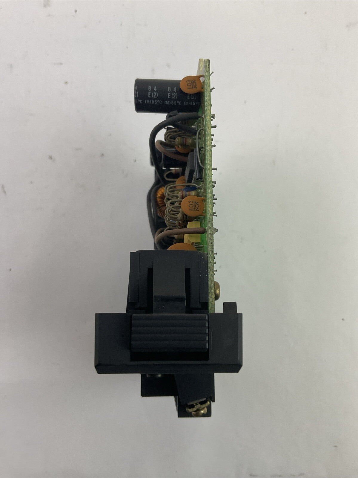 GE FANUC IC610MDL104A DC IN / RELAY OUT 8 CIRCUITS MODULE
