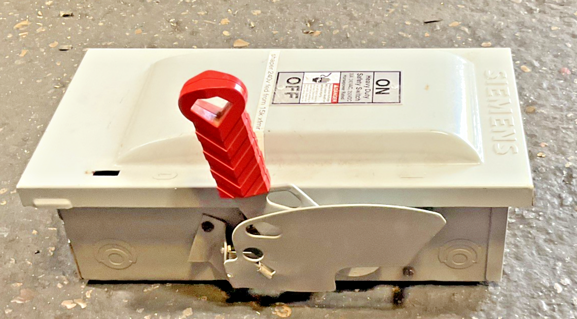SIEMENS HF321N FUSIBLE SAFETY SWITCH 30A 240VAC 250VDC VBII