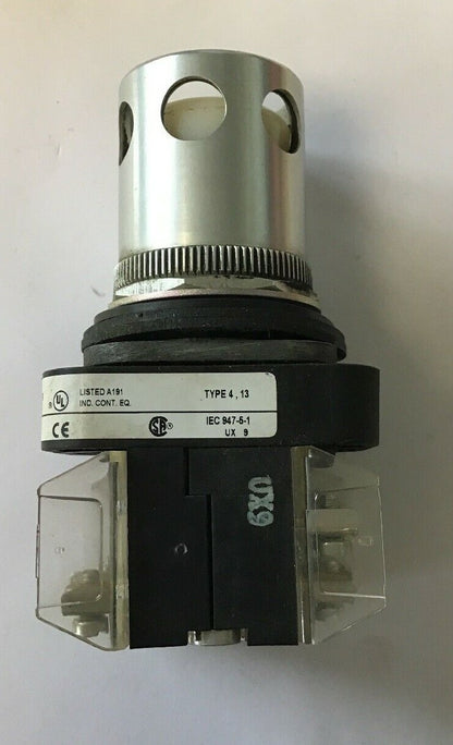 ALLEN BRADLEY 800T-QA24 SER T 24VAC/VDC PUSH BUTTON WHITE