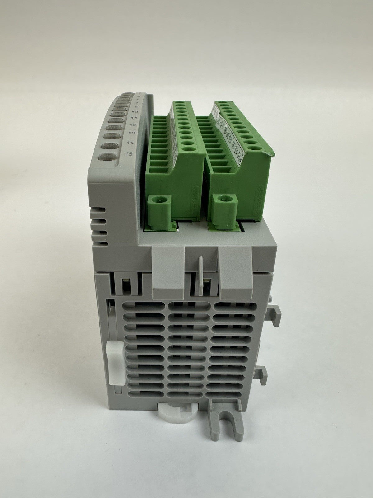 ALLEN BRADLEY 2085-OW16 MICRO800 16PT RELAY OUTPUT MODULE SERIES A