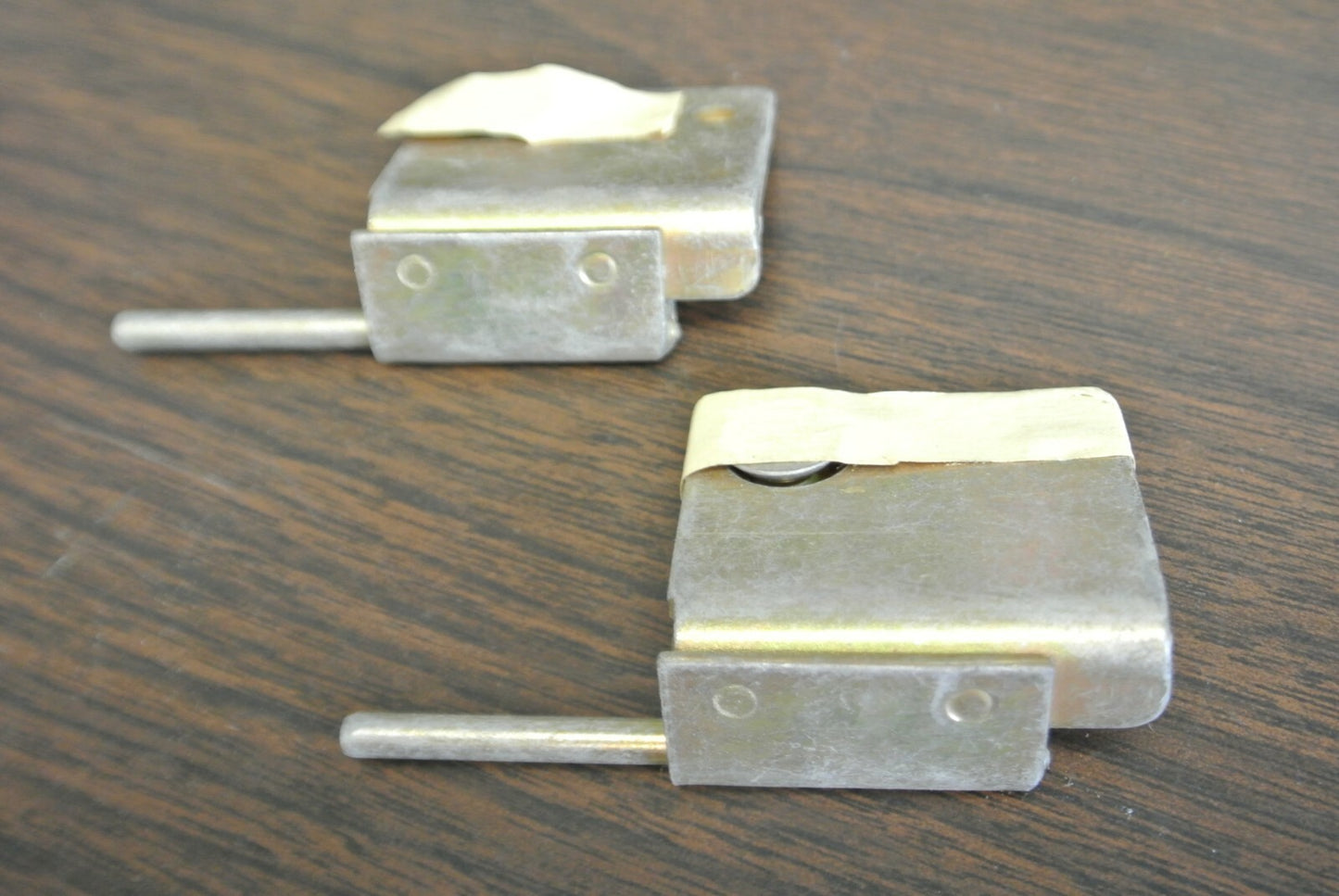 ALLEN-BRADLEY DOOR HINGE HARDWARE / NEW SURPLUS