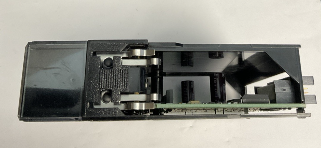 ALLEN BRADLEY 1756-OB16E 16 POINT D/O MODULE SER.A 24VDC