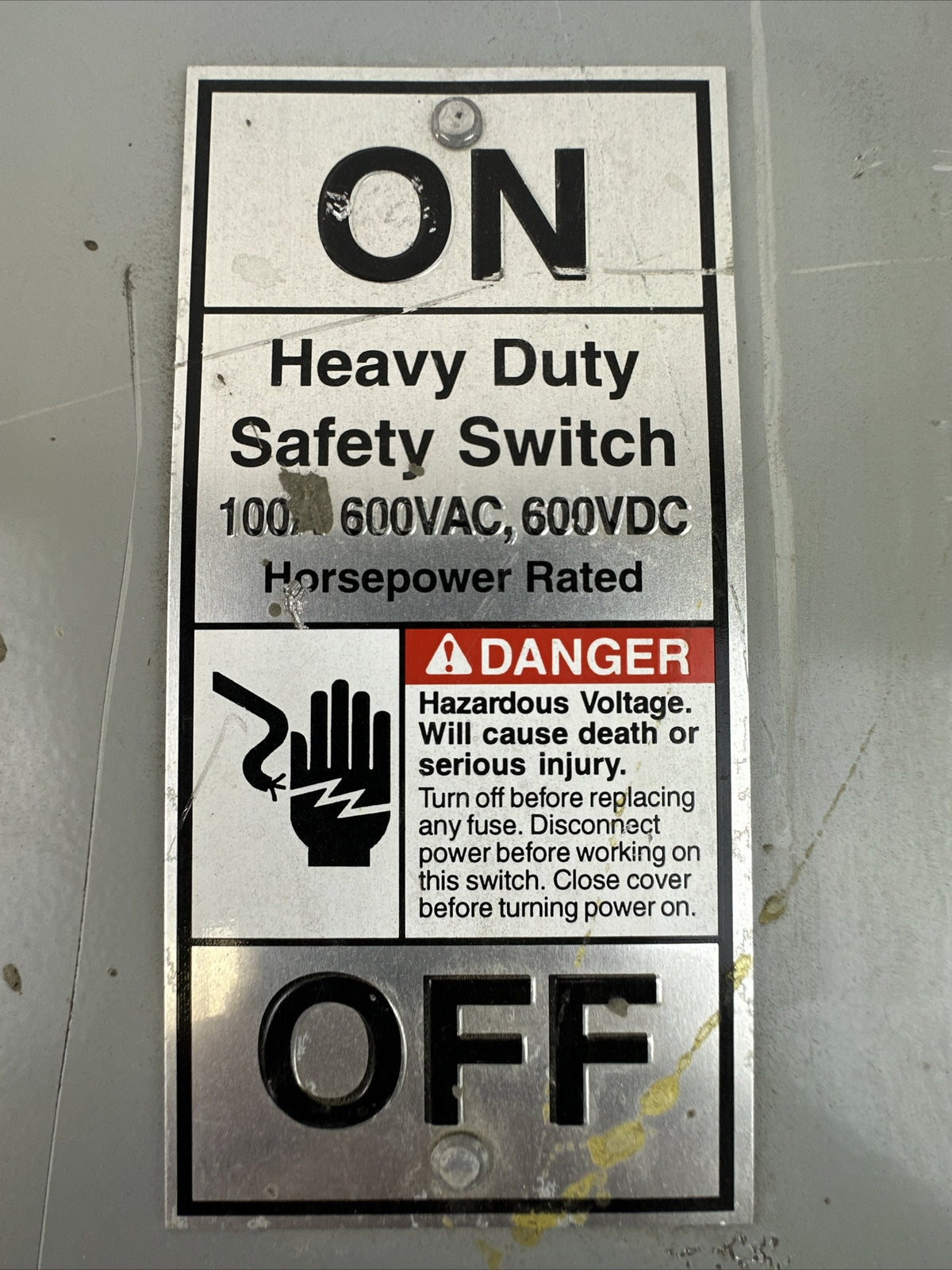 SIEMENS HF363 TYPE VB II FUSIBLE HD SAFETY SWITCH 600V 100AMP NEMA TYPE 1 INDOOR