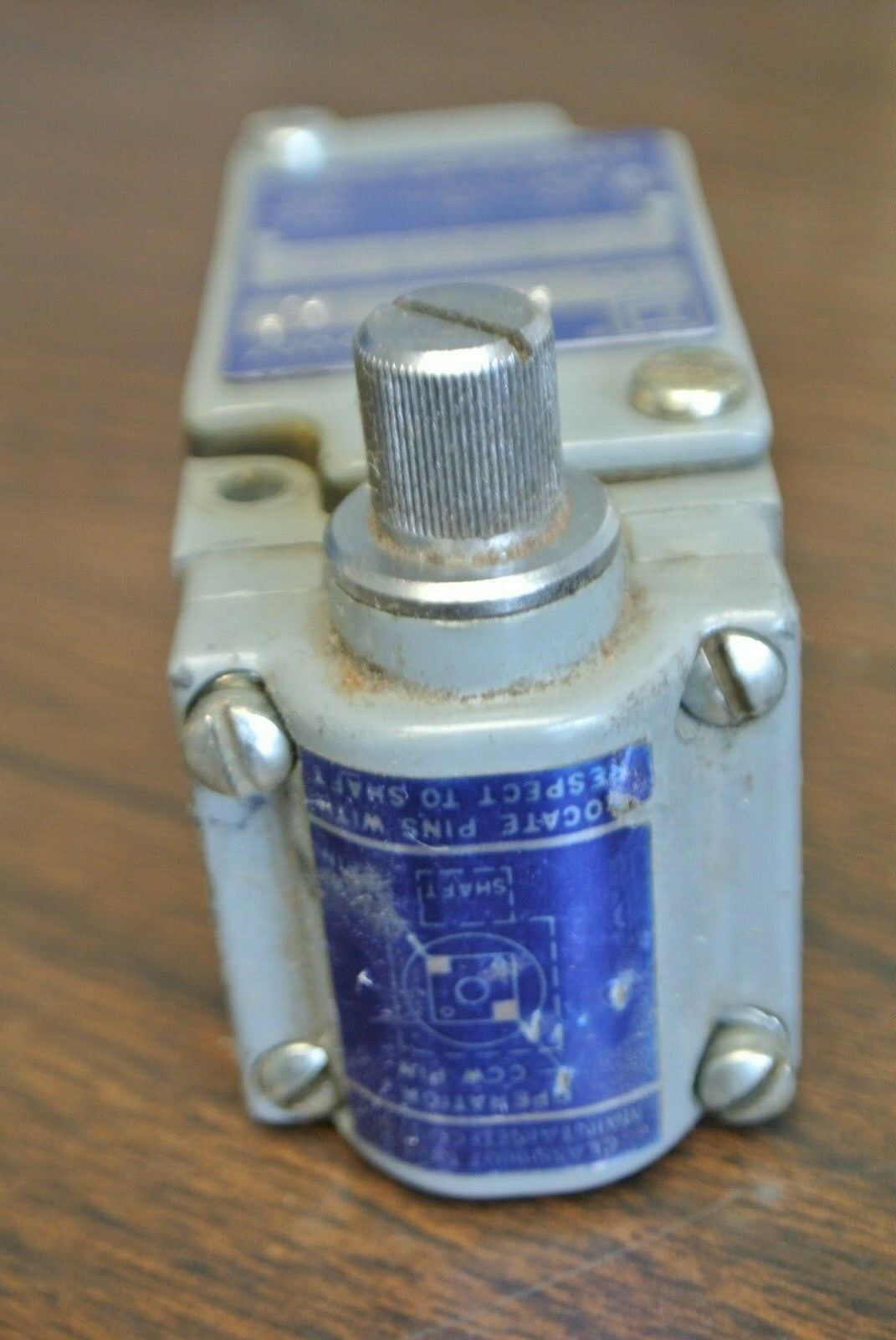 SQUARE D 9007 B53C Ser. B / HEAVY DUTY LIMIT SWITCH / NEW SURPLUS in BOX