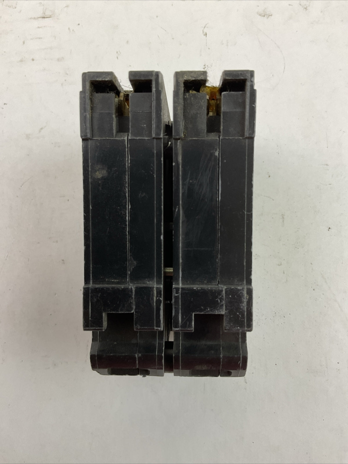 SQUARE D HOM2100 CIRCUIT BREAKER 100AMP 120/240VAC 2POLE