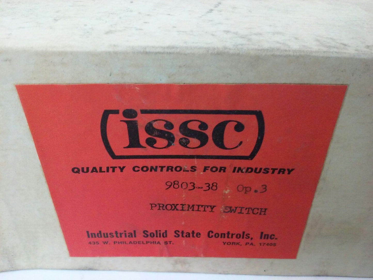 ISSC 9803-38 SOLID STATE METALLIC PROXIMITY SWITCH, 90-250VAC, 50/60HZ, 6VA, NEW