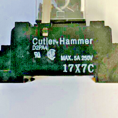 CUTLER HAMMER D2PR4A SER.A2 RELAY 120VAC W/ D2PA4 RELAY SOCKET 5A 250V