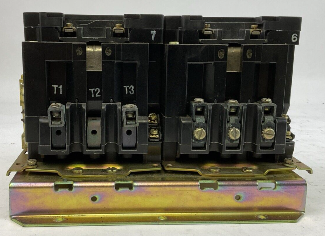 SQUARE D 8702SD02 REVERSING CONTACTOR SER A 600V 25HP 31063-409-38 COIL 120V 60H