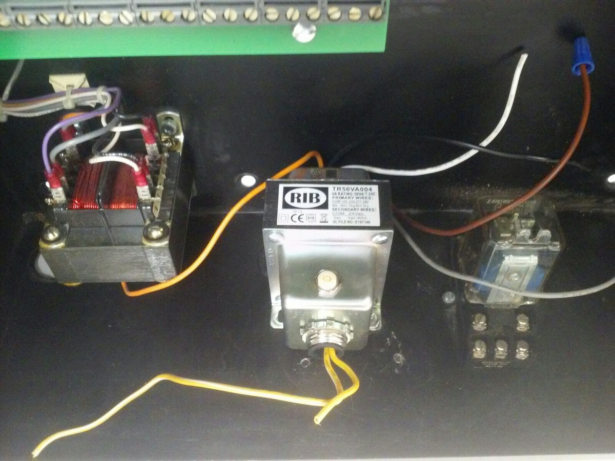 HAYES CLEVELAND COMPACT MICRO-IV 5830 120V 50/60HZ BOILER CONTROL SYSTEM