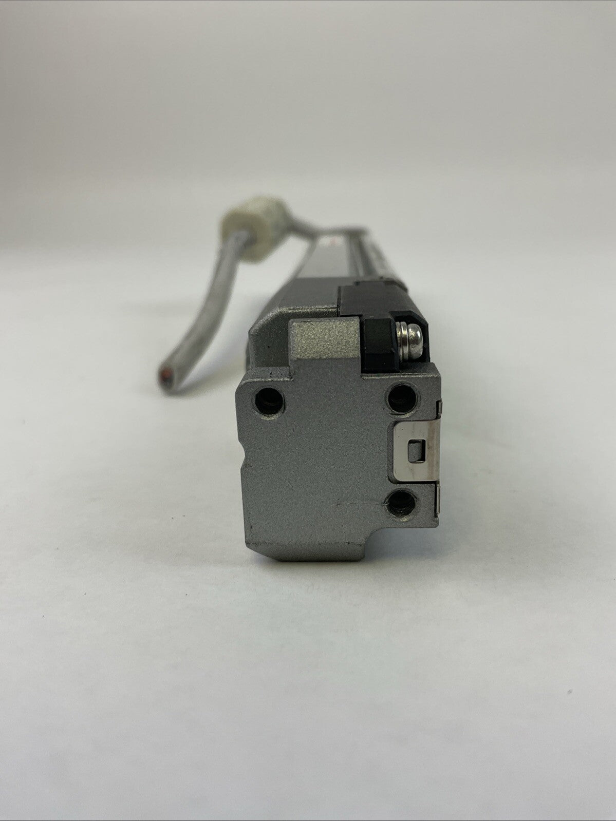 KEYENCE SL-V23F-T LIGHT CURTAIN TRANSMITTER 24VDC 83mA CLASS 2