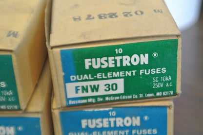BOX of 10 / BUSS FNW30 FUSETRON FUSES / 30A / 250VAC