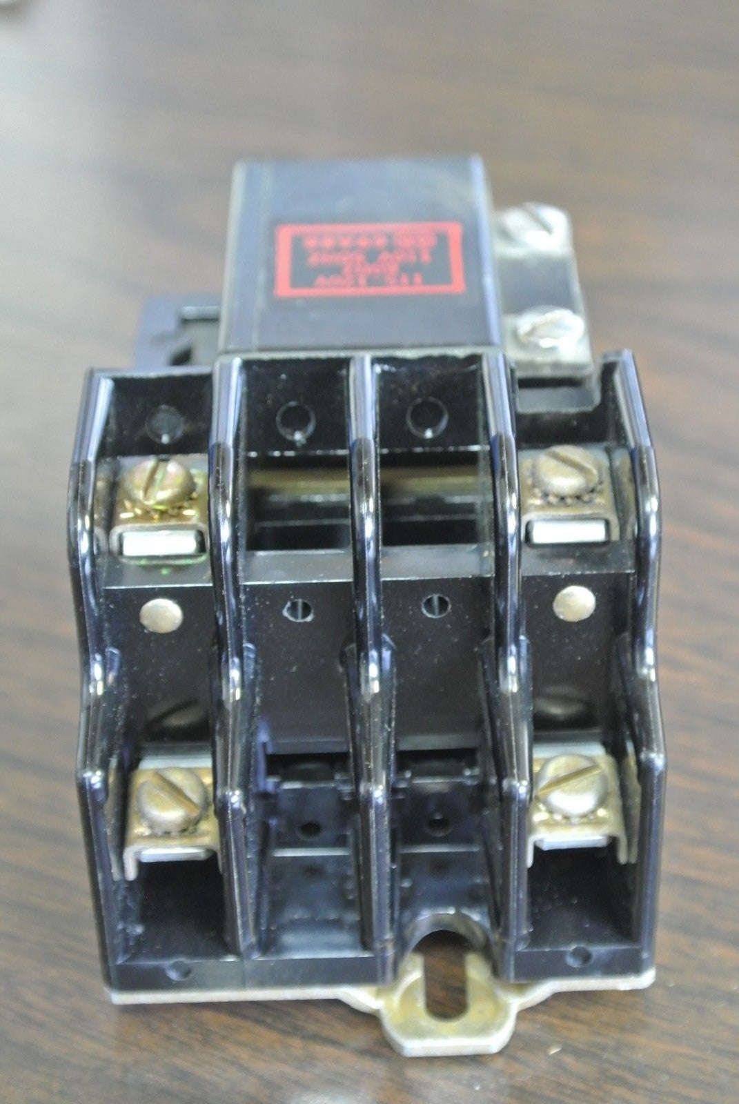 ALLEN-BRADLEY 702L-TOD92 AC LIGHTING CONTACTOR 120V, 10A, 2-POLE - NEW SURPLUS