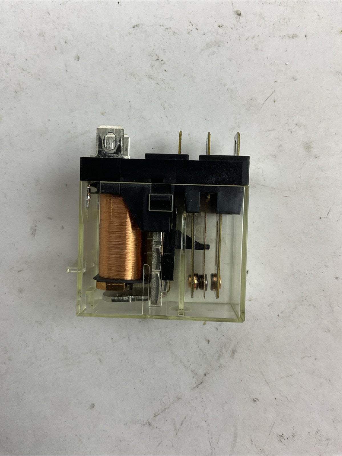 ALLEN BRADLEY 700-HK36A1 SER A RELAY 10AMP 120VAC