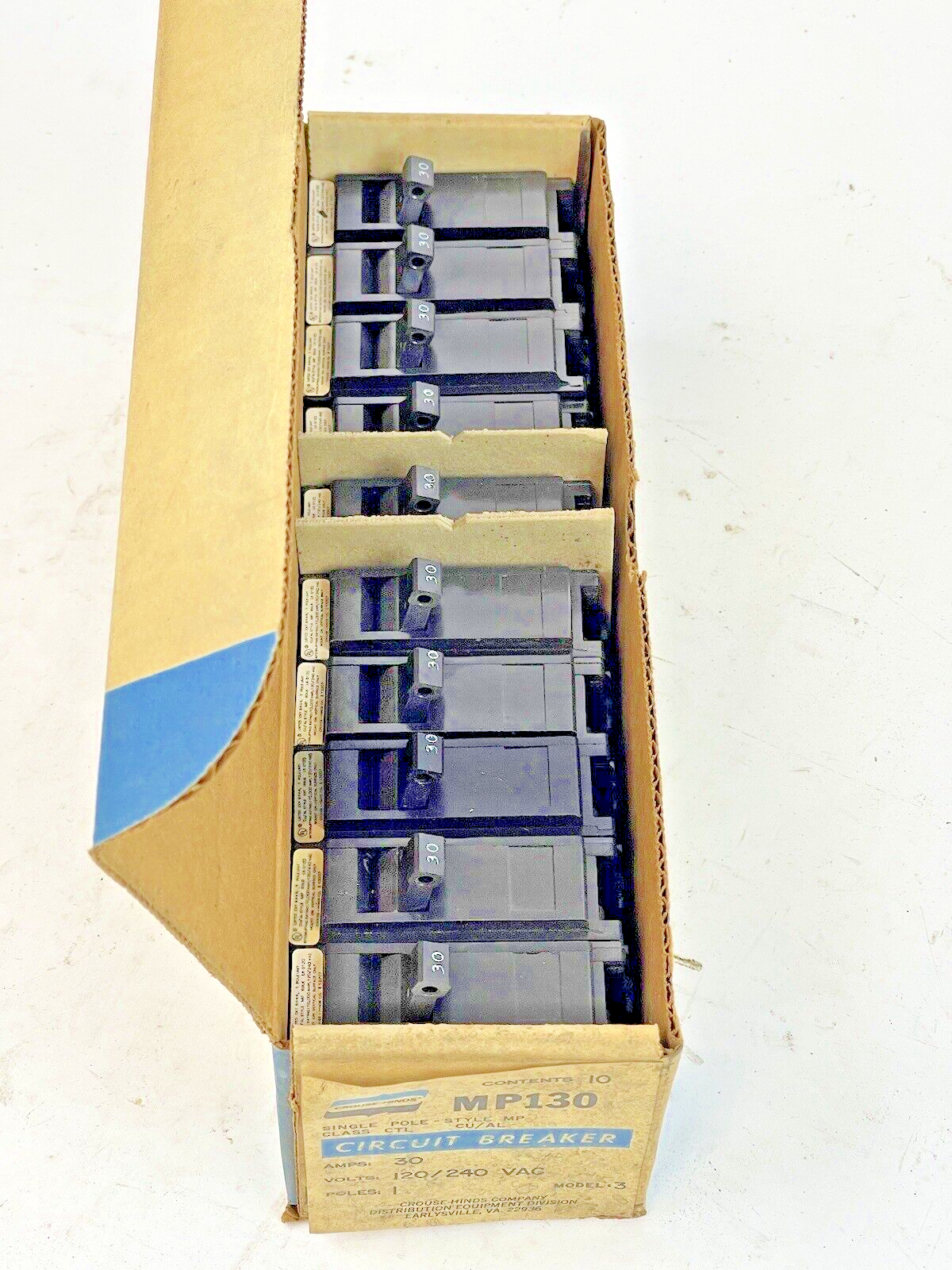 CROUSE-HINDS *BOX OF 10* - MP130 - 1 POLE, 30 A, 240 VAC CIRCUIT BREAKER