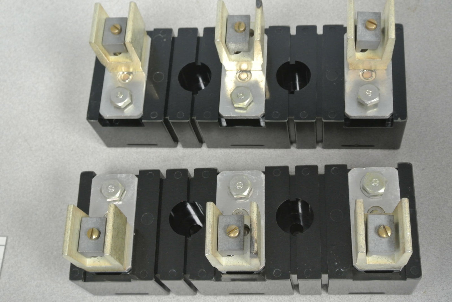 ALLEN-BRADLEY 1491-N433 FUSE BLOCK - 101-200A, 250-600V, 3P - NEW SURPLUS