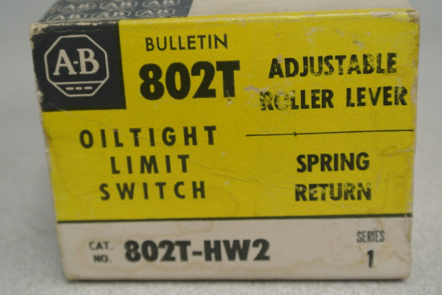 ALLEN-BRADLEY 802T-HW2 OILTIGHT LIMIT SWITCH Ser 1 / SPRING RETURN / NEW SURPLUS