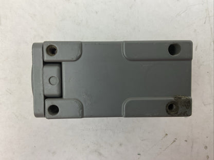 CUTLER HAMMER E50SB SWITCH BODY SERIES A2 E50RB RECEPTACLE SERIES A1