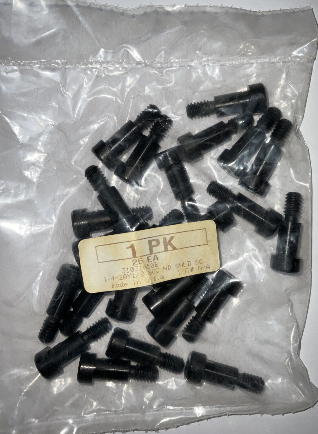 ESSENTRA SHOULDER SCREW HEX HEAD 1/4-20X1/2***LOTOF50***