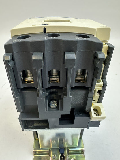 SCHNEIDER TELEMECANIQUE LC1 D65 CONTACTOR 80A 3P 24V DC COIL LP1D6511 50HP