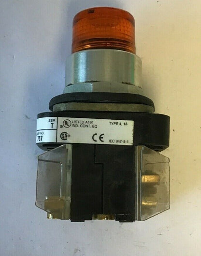 ALLEN-BRADLEY 800T-QT24  SER. T AMBER PUSHBUTTON SWITCH 24VAC/DC #757 LAMP