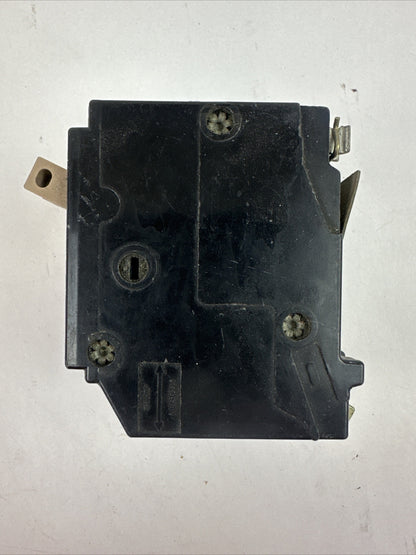CUTLER HAMMER CH360 CIRCUIT BREAKER 30AMP 240VAC 3POLE CLASS CTL TYPE CH