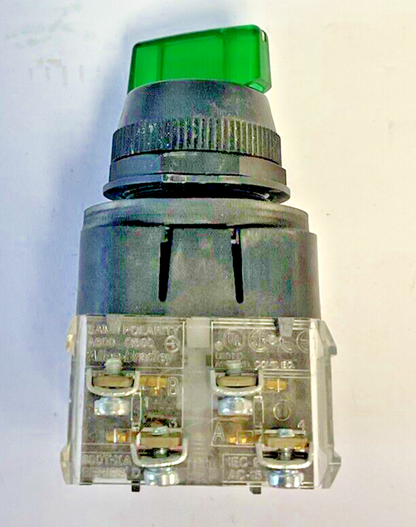 ALLEN BRADLEY 800H-24HRGH2KB6AX SELECTOR SWITCH SER F 24VAC 0.30WATTS