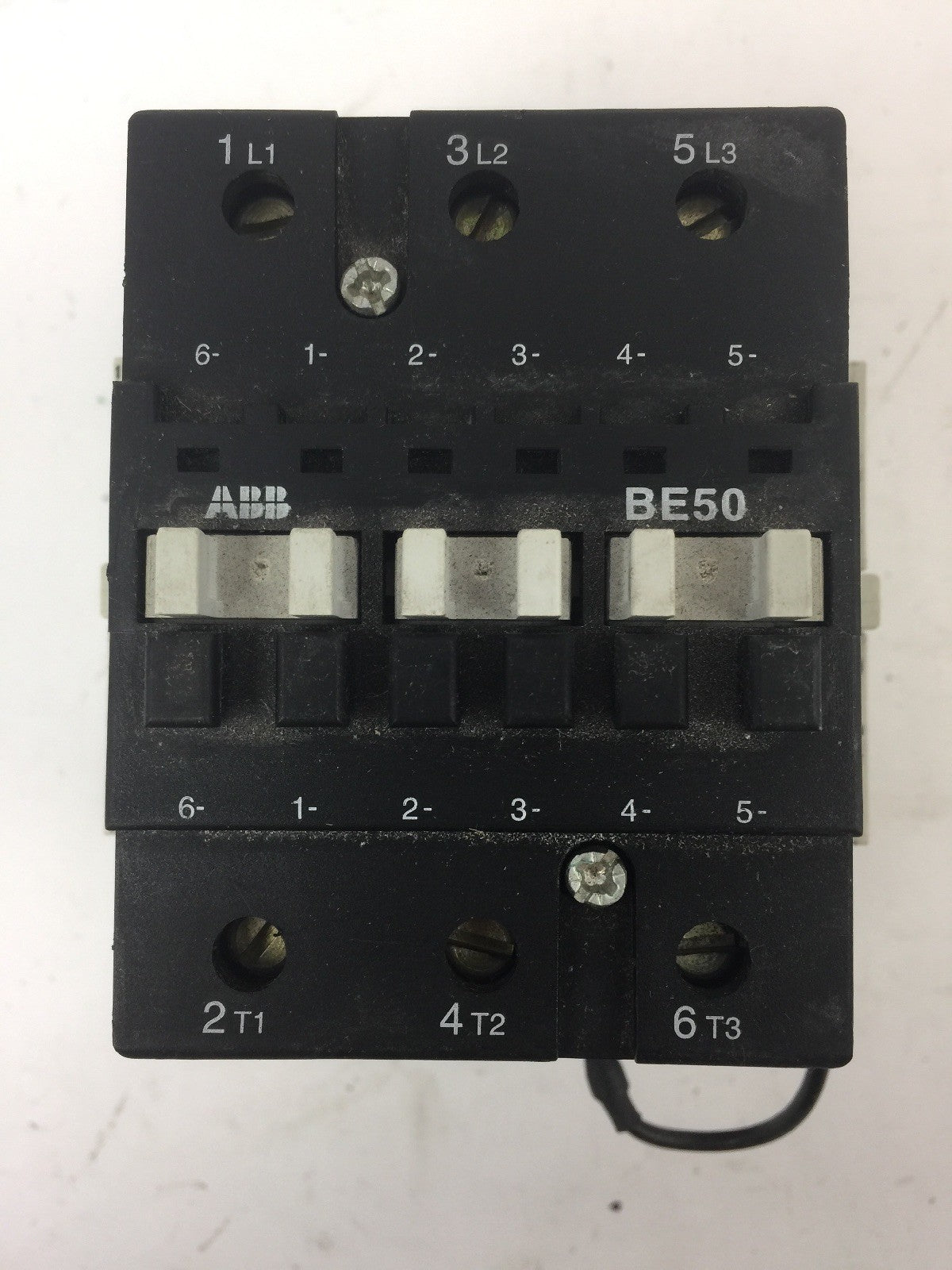 ABB BE50 CONTACTOR 600V 65A 3 POLE COIL 24VDC WITH CA L7 & CD L7 AUXILIARY CONTA