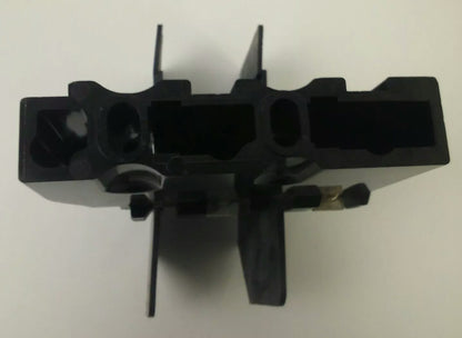 ALLEN BRADLEY 1494V-FS100 FUSE BLOCK, 3P, 100A, 600V BROKE PLASTIC PARTS
