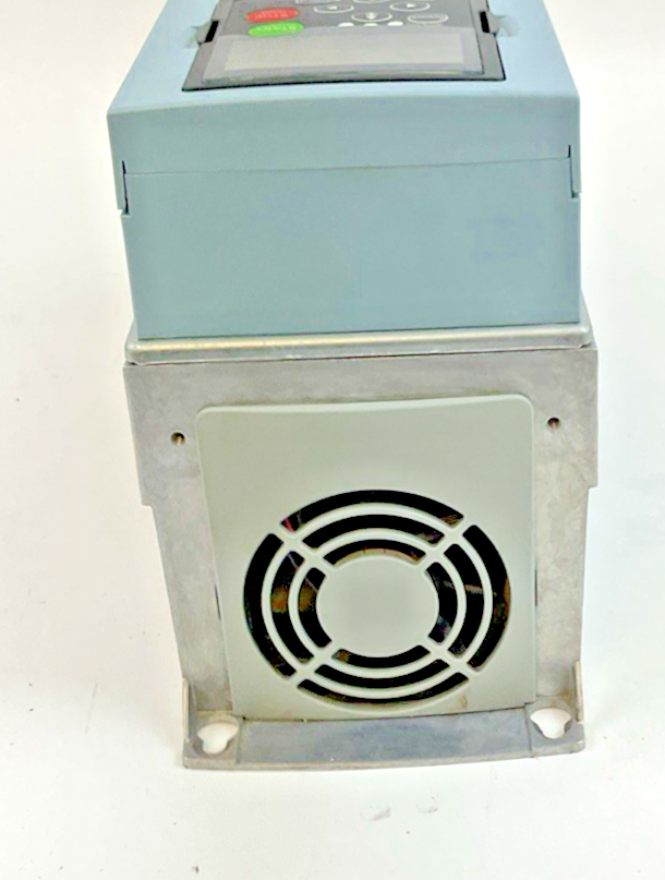 JOHNSON CONTROL VS007410A-00000 VARIABLE SPEED DRIVE HP:7.5VT 500V 50/60HZ 12A