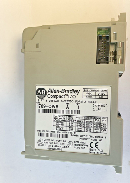 ALLEN BRADLEY 1769-OW8 RELAY MODULE SER.A REV.1 FWREV 1.1