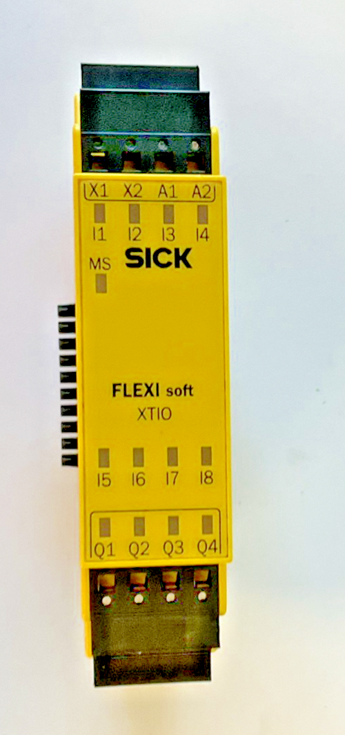 SICK FX3-XTI084002 SAFETY I/O RELAY 24VDC 2.2W FW: V3.10.0