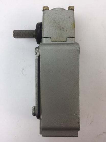 WESTINGHOUSE RRLAA1 OIL TITE LIMIT SWITCH 600VAC 10 AMP